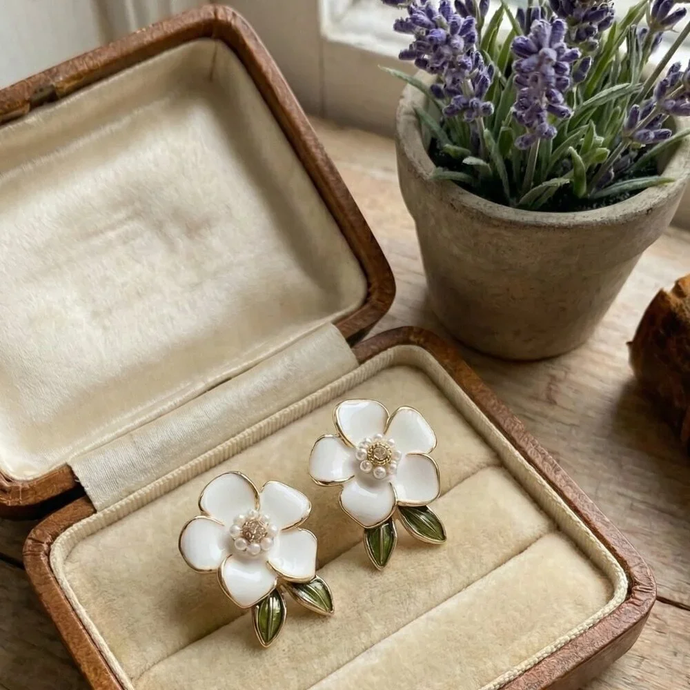White Enamel Flower Stud Earrings Gold Faux Pearl Rhinestone Green Leaf Bridal